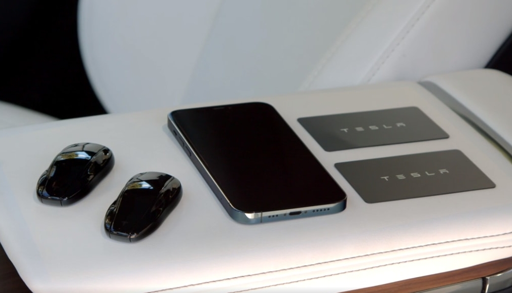 Use Tesla Key Card Detailed Guide Webs Country