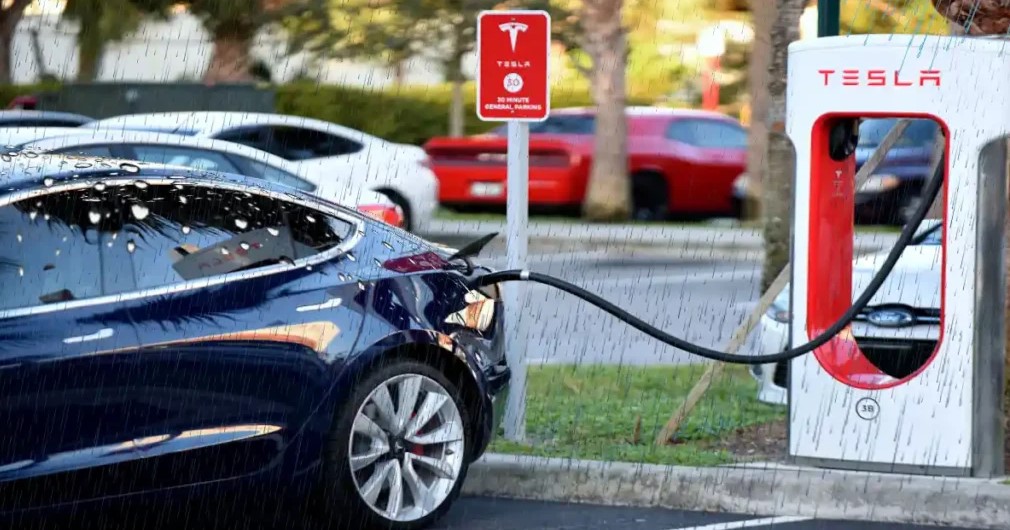Charge A Tesla In The Rain: Best Helpful Guide & Tips